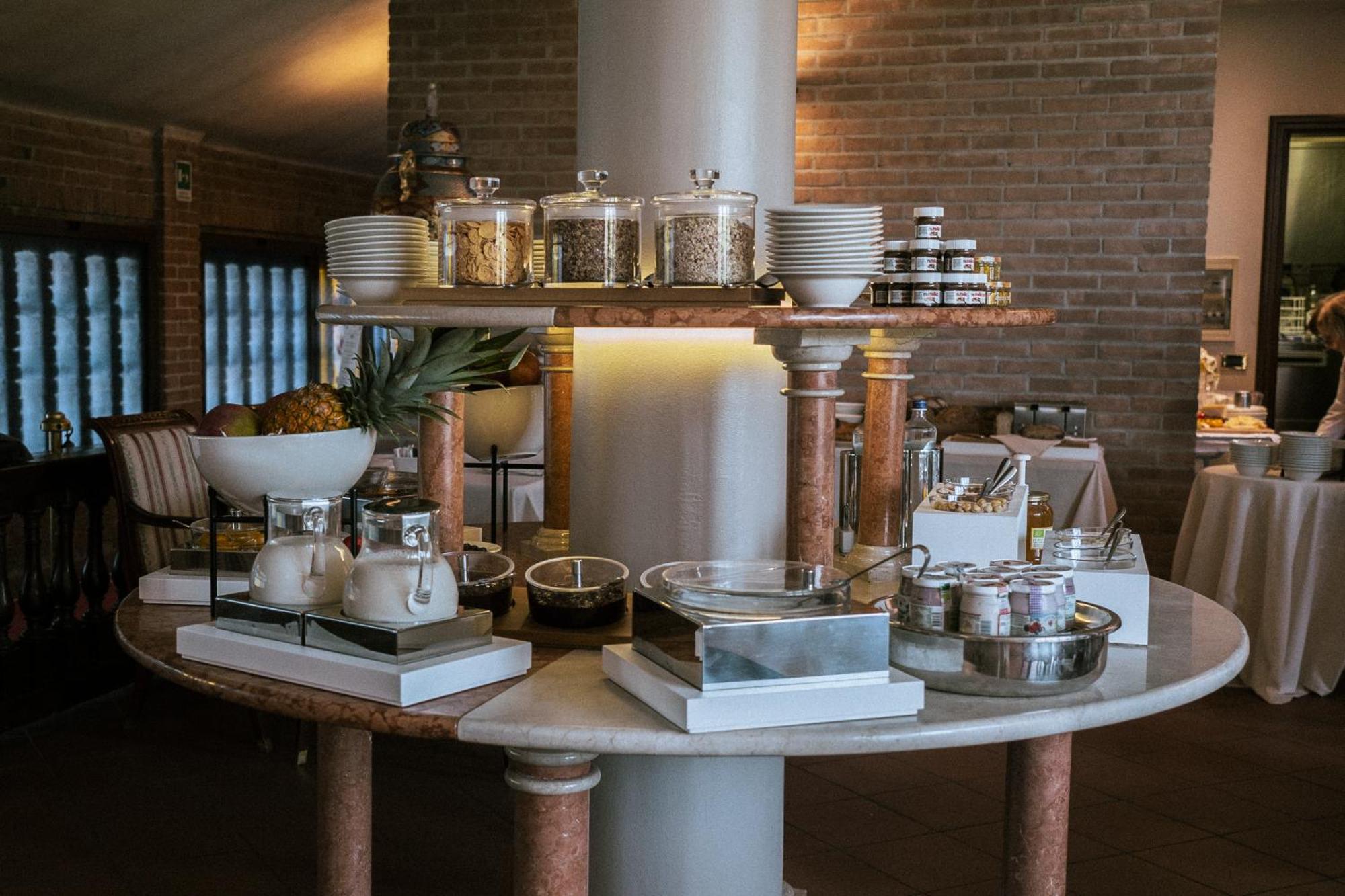 Hotel Il Castello Di San Gaudenzio 4*